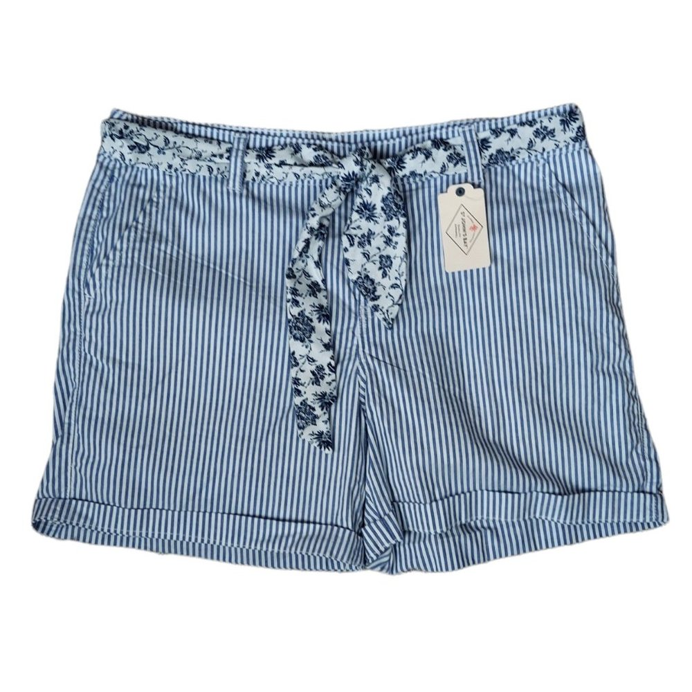 💖💖NWT ST. JOHN'S BAY BLUE & WHITE STRIPED SHORTS W/ FLORAL BELT (14)